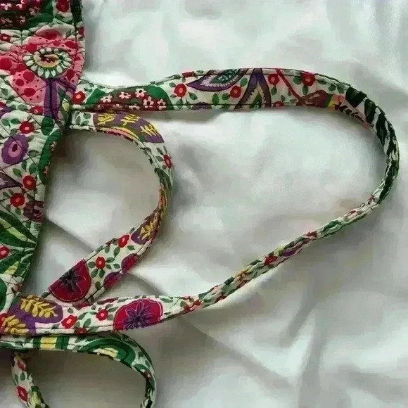 Vera Bradley Clinch Tote Bag - Picture 5 of 5